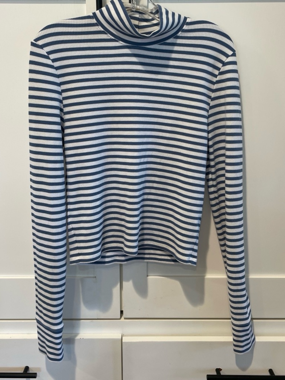 American Eagle Outfitters Blue & White Striped Long-Sleeve Turtleneck